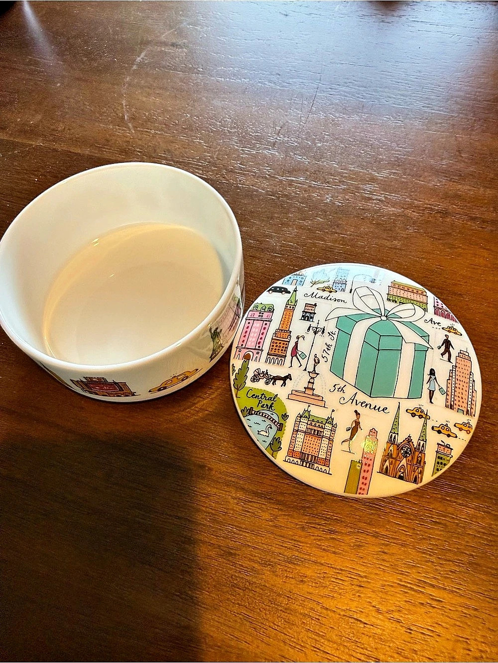 Tiffany & Co. 5th Avenue Trinket Box. *Rare*